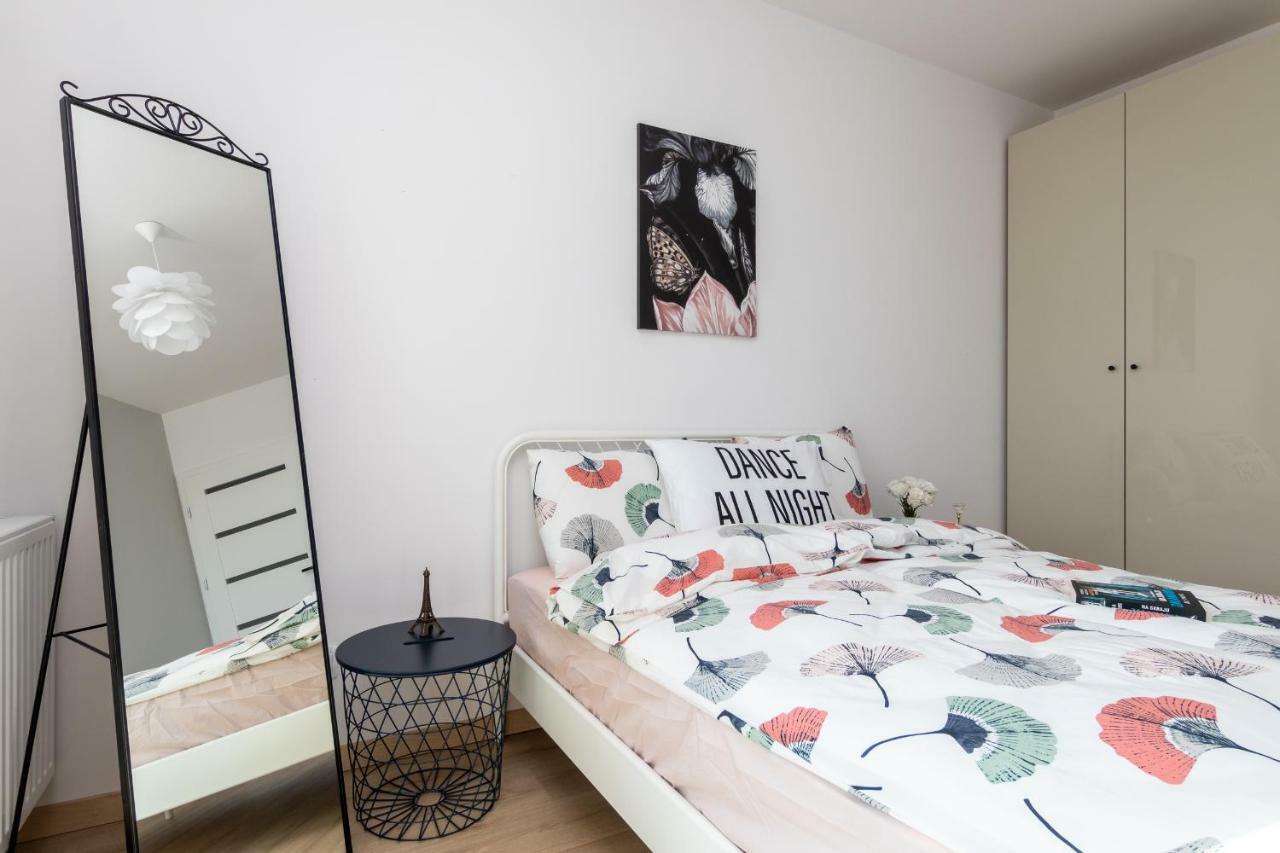 Apartamenty Ul. Marii Konopnickiej Cracovia Exterior foto