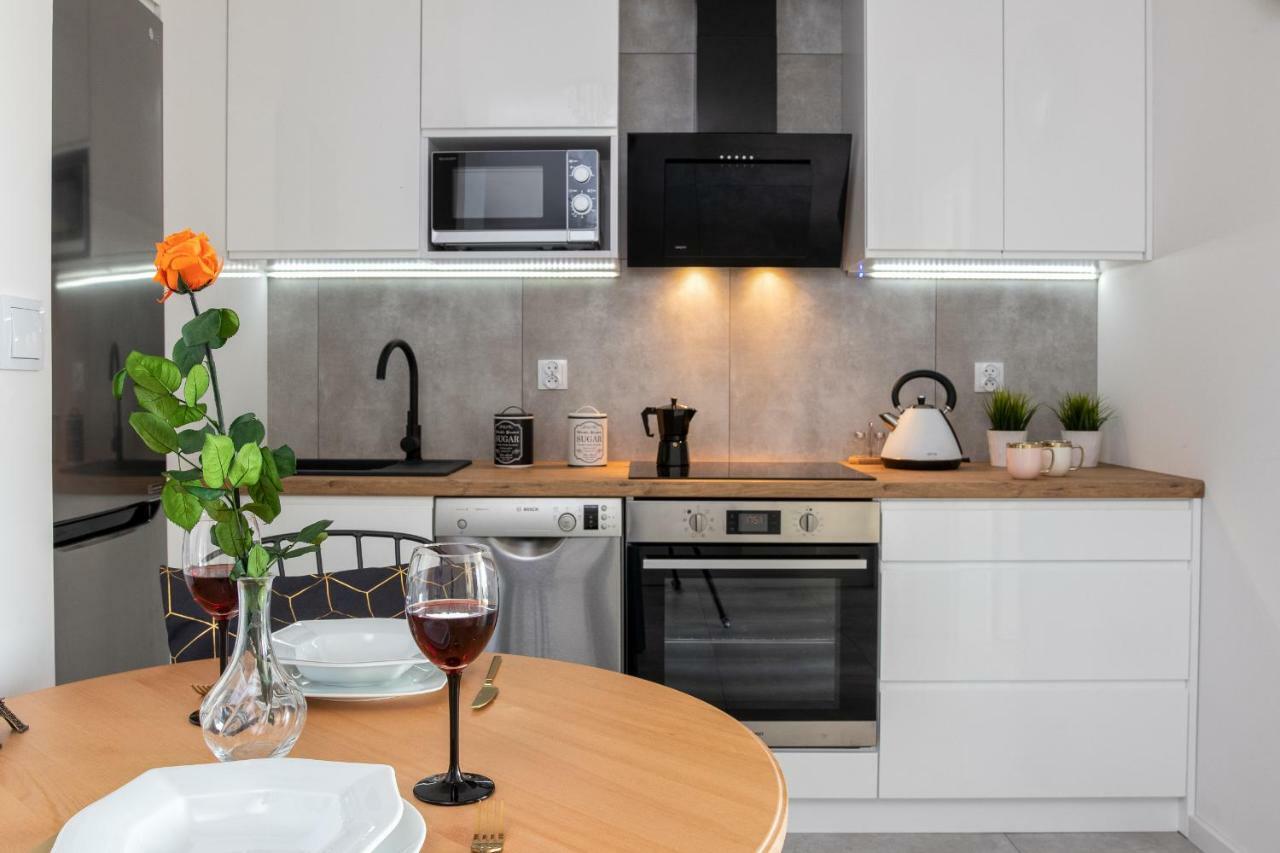 Apartamenty Ul. Marii Konopnickiej Cracovia Exterior foto